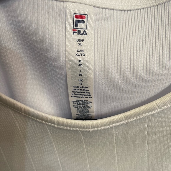 Pickleball white athleasure dress XL nwt women’s 2 pickle ball paddle and balls - Picture 4 of 5